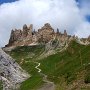 Auf dem Weg zum Tierser Alpl. Im Vordergrund die Rosszähne!