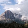 ..., verso le Tofane e le Cinque Torri e ...
